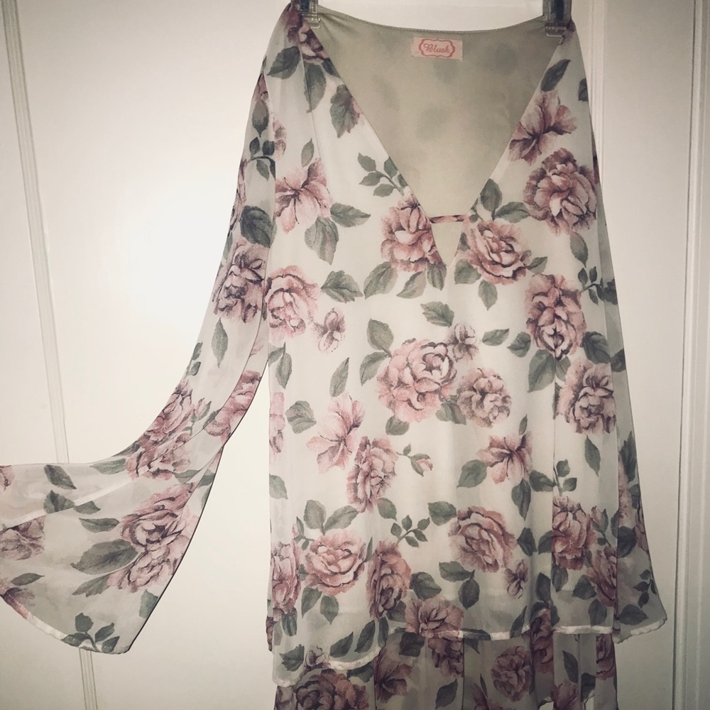 Long Sleeved Floral Mini Dress (Small)
